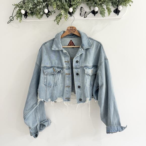 Signature eight distressed Cropped Cut Off denim jacket VBC Large Boho Grunge T. - Picture 1 of 3